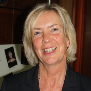 <b>...</b> Süderheistedt <b>Birgit Meier</b> einstimmig zur neuen Bürgermeisterin. - bm